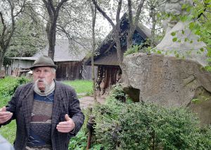 Довбушева криця Михайла Дідишина